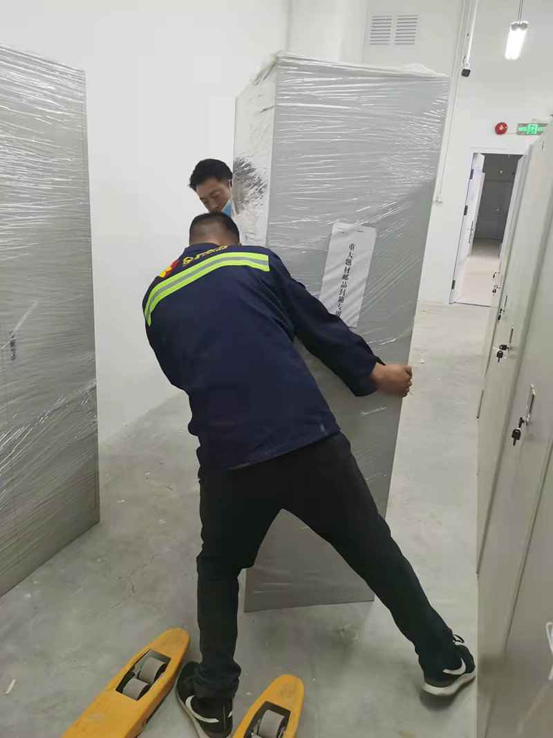 北京搬家现场图片