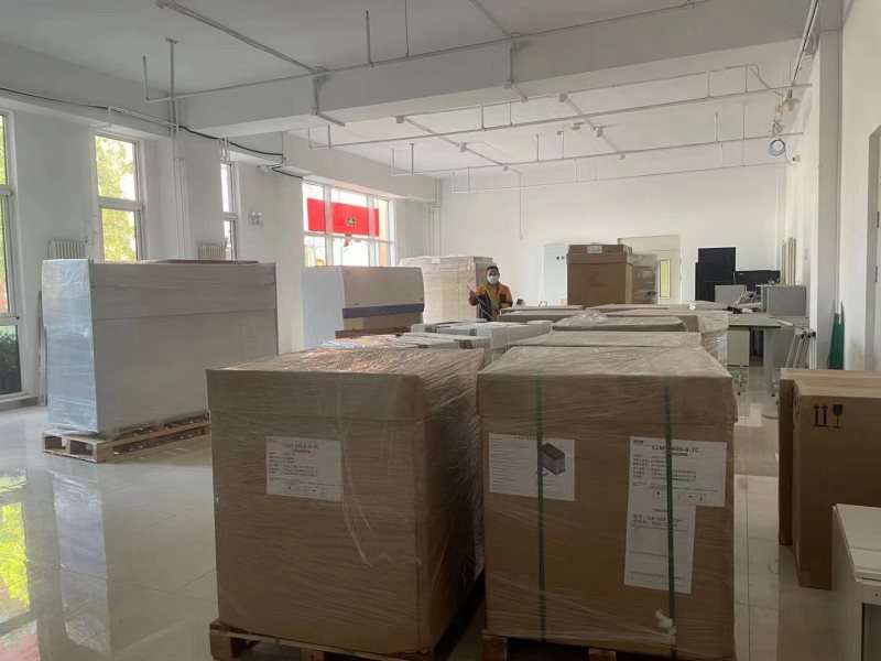 北京搬家现场图片