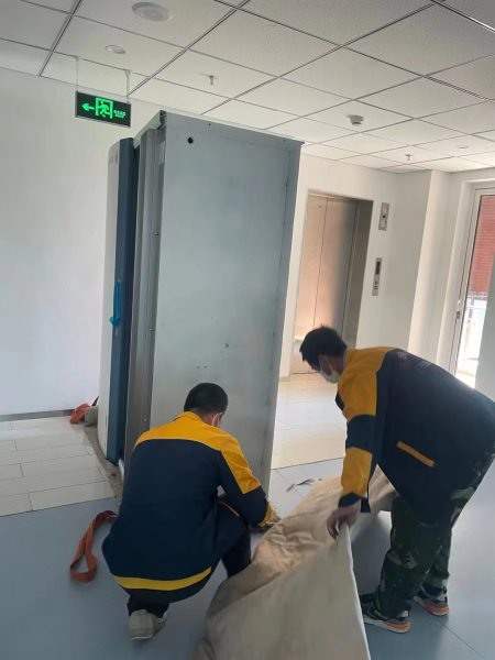 北京搬家现场图片