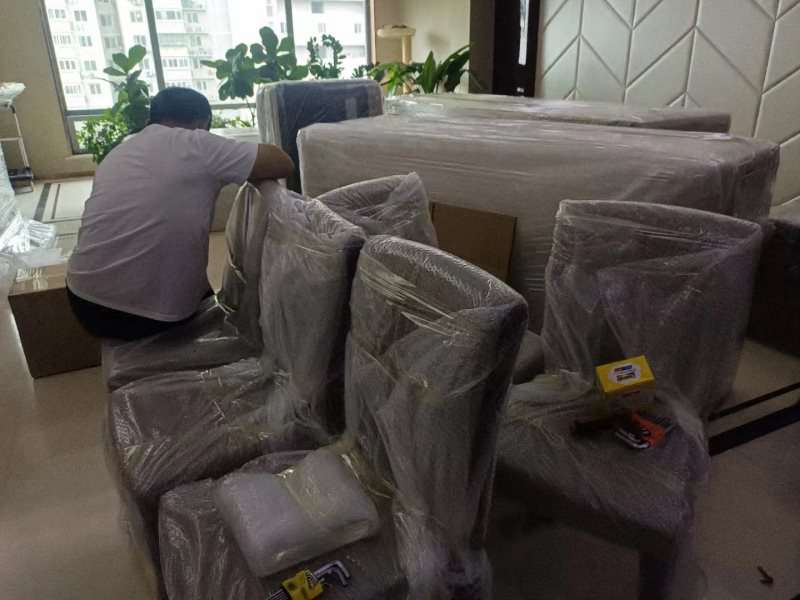 北京搬家现场图片