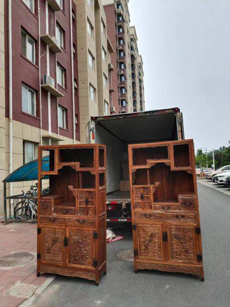 北京搬家现场图片